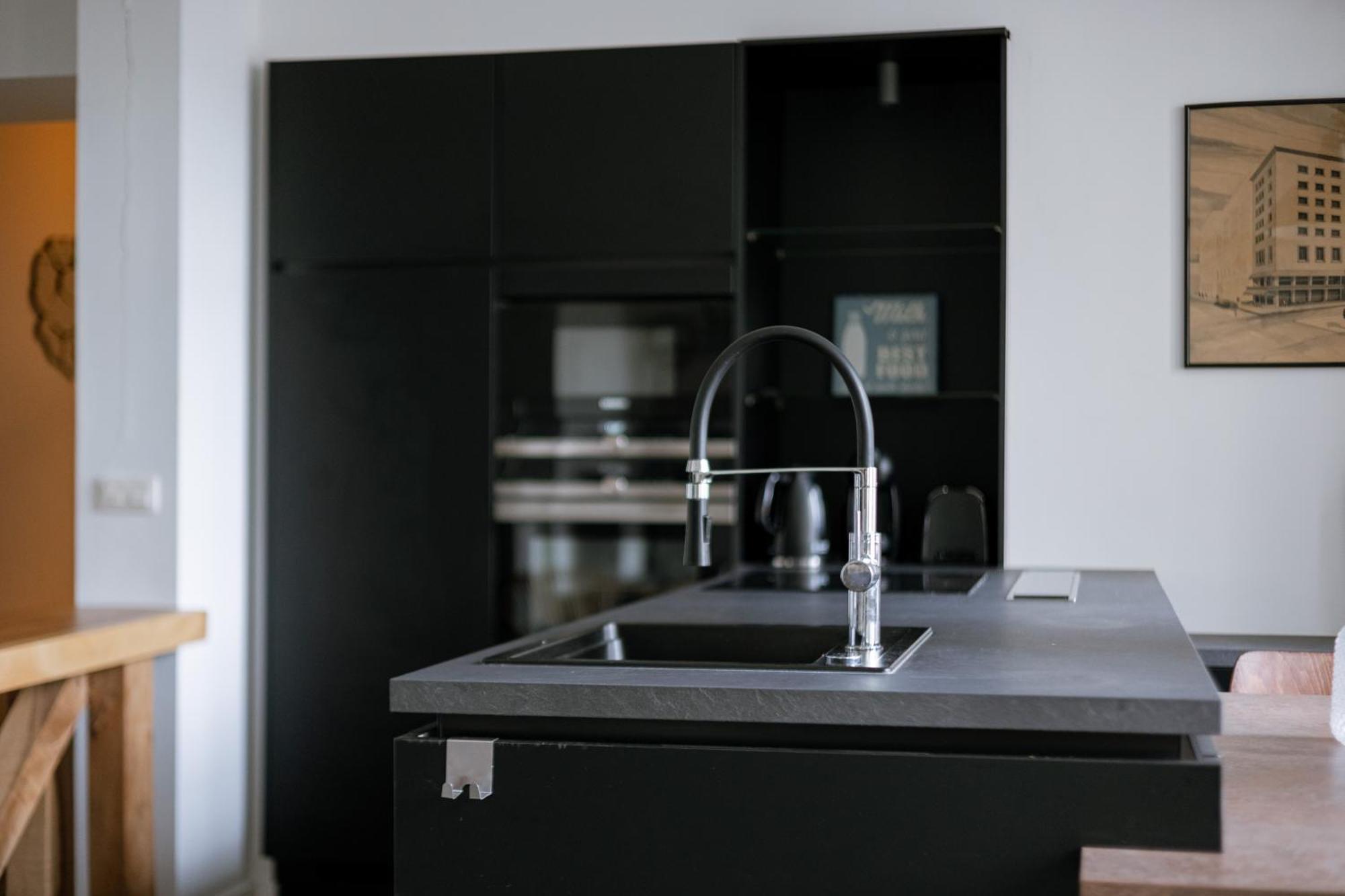 New Charming Grand Place Apartment
